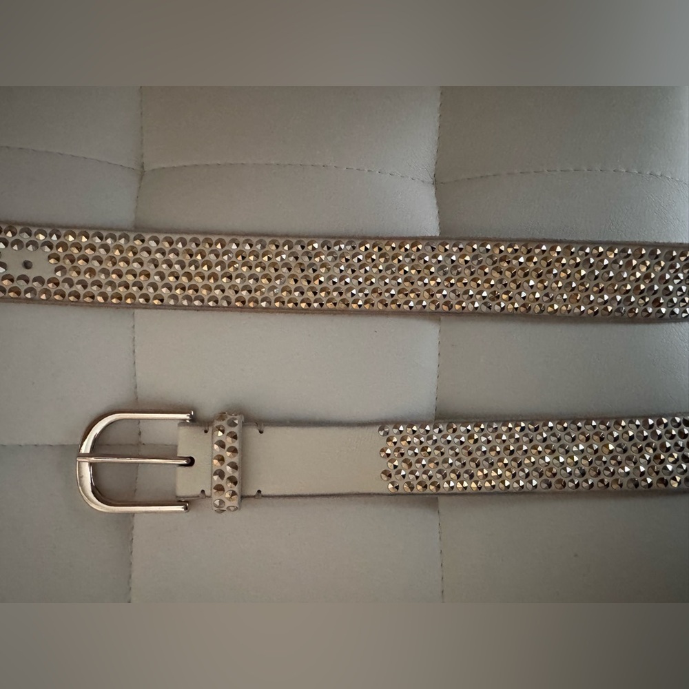 Amsterdam Heritage Studded White Leather Belt with Silver Hardware - Picture 2 of 11